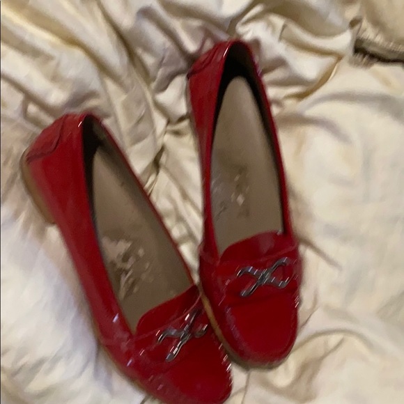 Cole Haan woman’s loafers - Picture 8 of 8